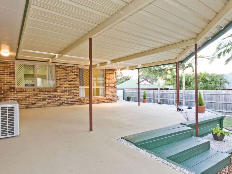 5 Scarlet Place, Forest Lake QLD 4078