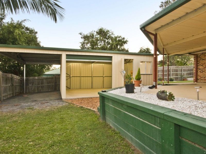 5 Scarlet Place, Forest Lake QLD 4078
