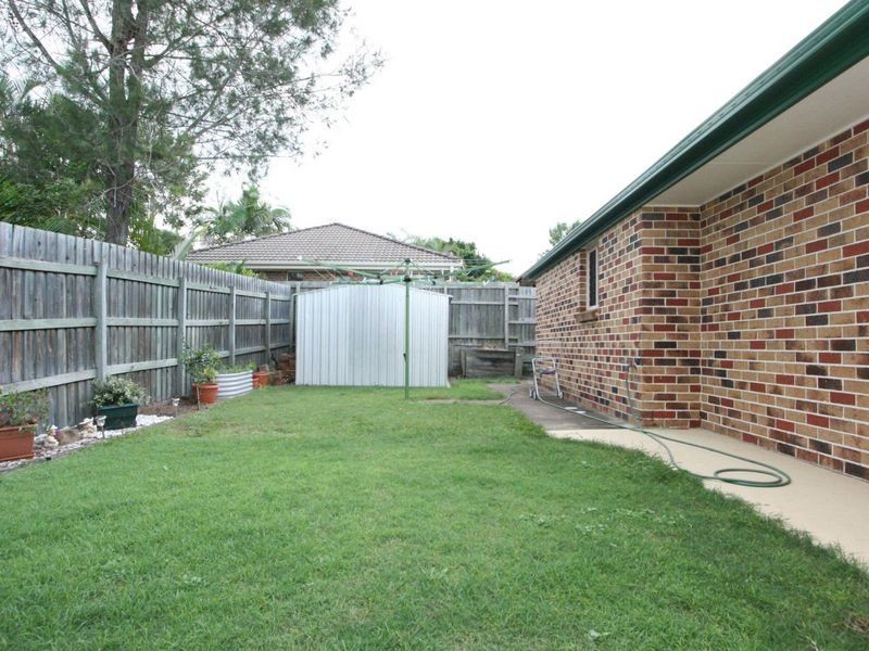5 Scarlet Place, Forest Lake QLD 4078