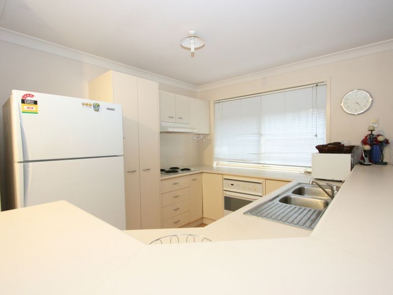 44 Acorn Circuit, Forest Lake QLD 4078