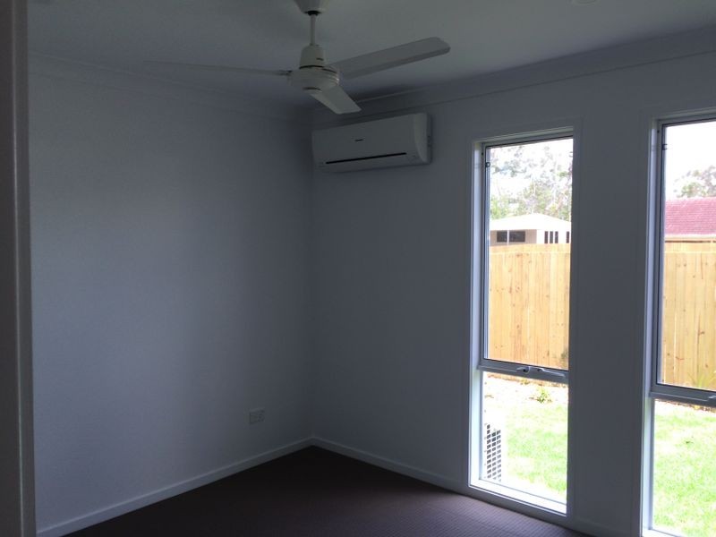 2/24 Harry Street, Bellbird Park QLD 4300