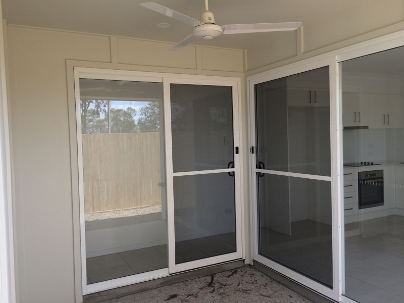 2/24 Harry Street, Bellbird Park QLD 4300