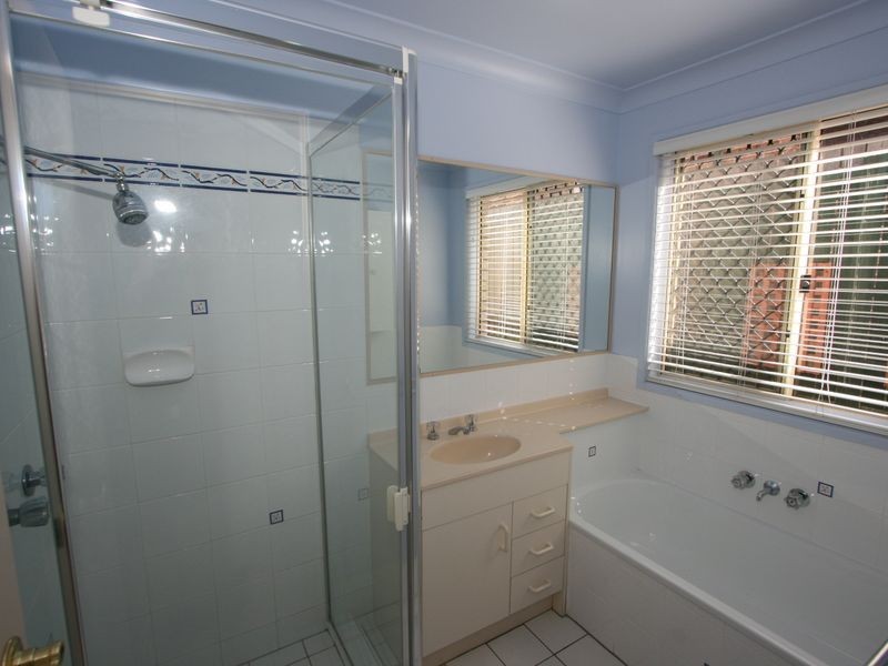 17 Bishop Street, Forest Lake QLD 4078