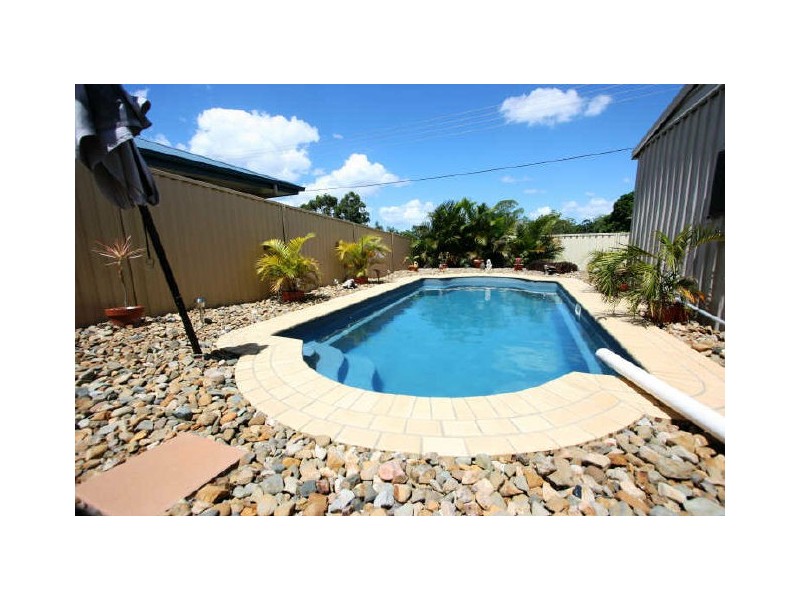 18 Penfold Street, Hillcrest QLD 4118
