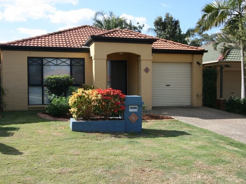 5 Belvedere Close, Forest Lake QLD 4078