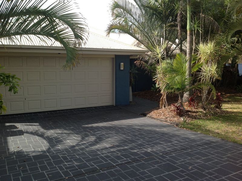 11 Harrison Crescent, Forest Lake QLD 4078