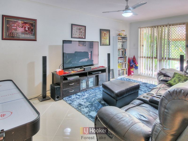 60 Flinders Crescent, Forest Lake QLD 4078