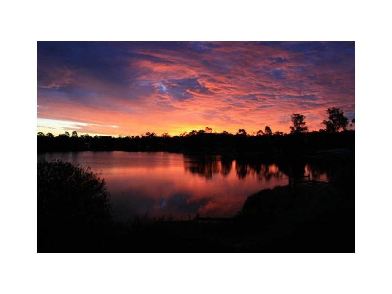 7 Napier Place, Forest Lake QLD 4078