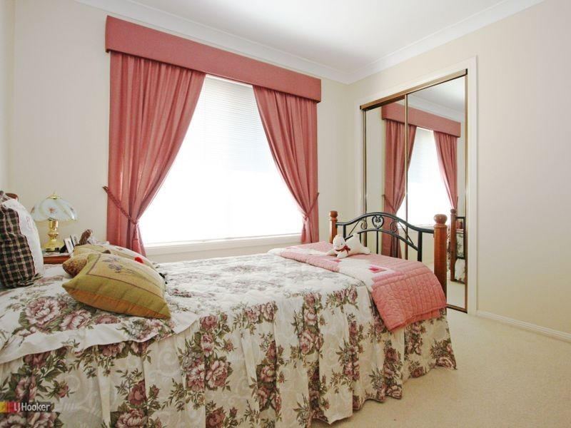 13 Ascot Avenue, Forest Lake QLD 4078