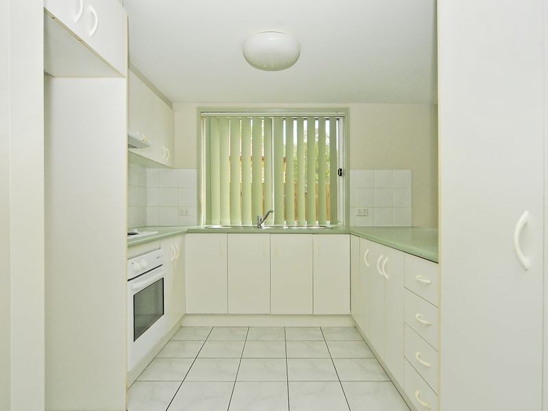 22 Glasshouse Crescent, Forest Lake QLD 4078