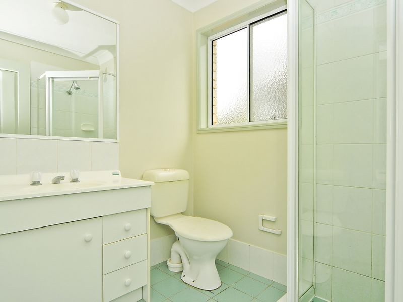 22 Glasshouse Crescent, Forest Lake QLD 4078