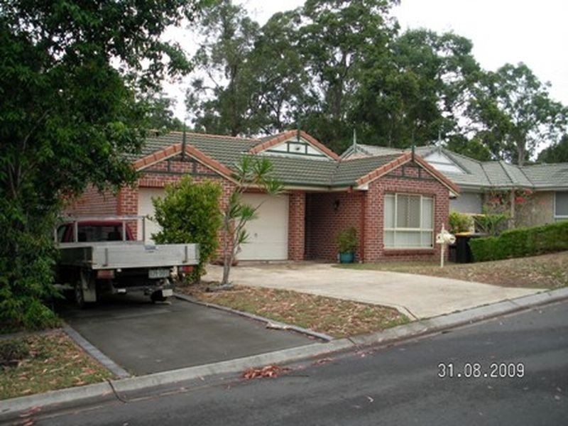 5 Summerhill Place, Forest Lake QLD 4078