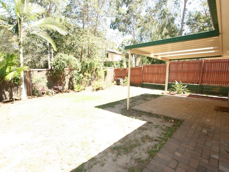 5 Summerhill Place, Forest Lake QLD 4078