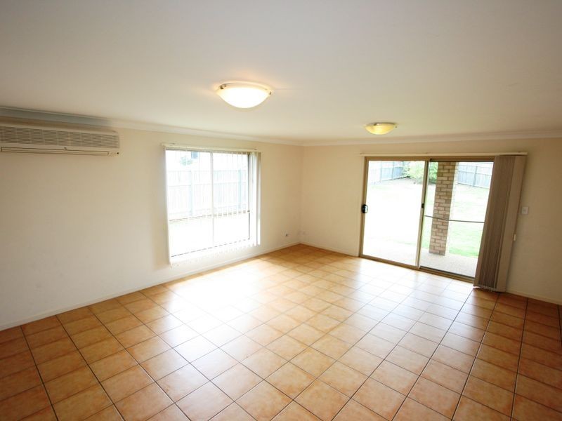 6 Charlton Close, Collingwood Park QLD 4301