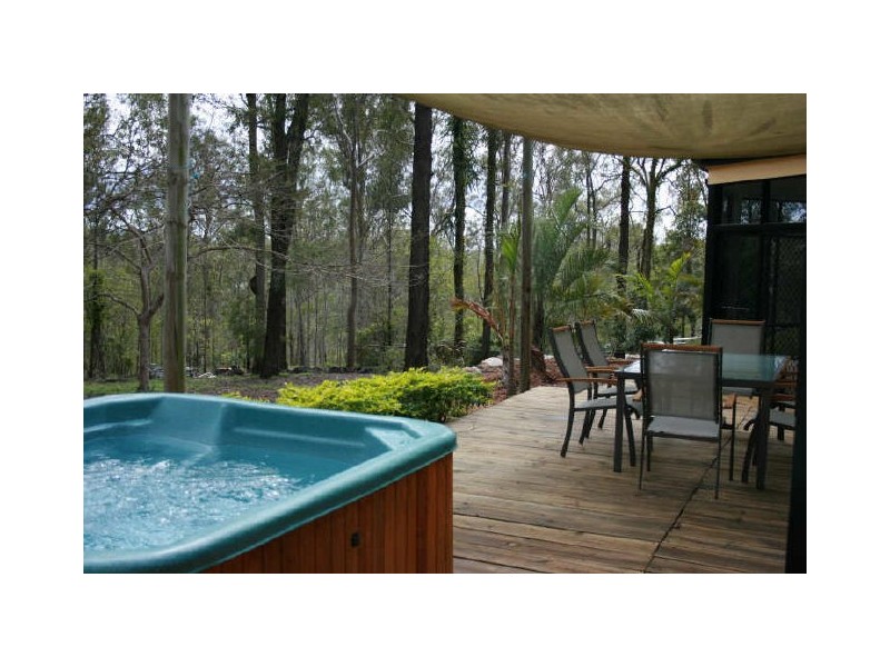 17 Hayes Avenue, Camira QLD 4300