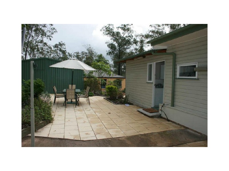 17 Hayes Avenue, Camira QLD 4300