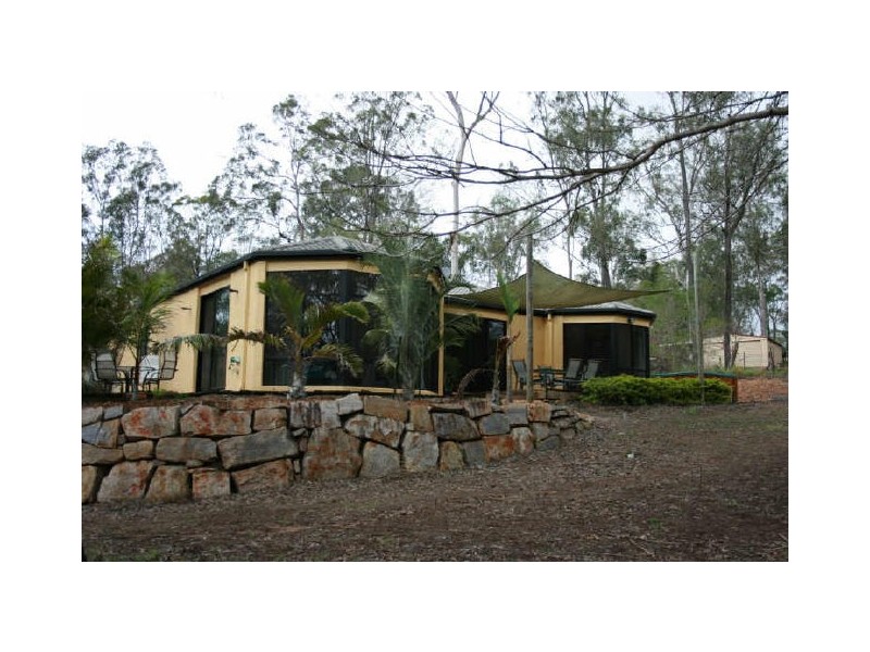 17 Hayes Avenue, Camira QLD 4300