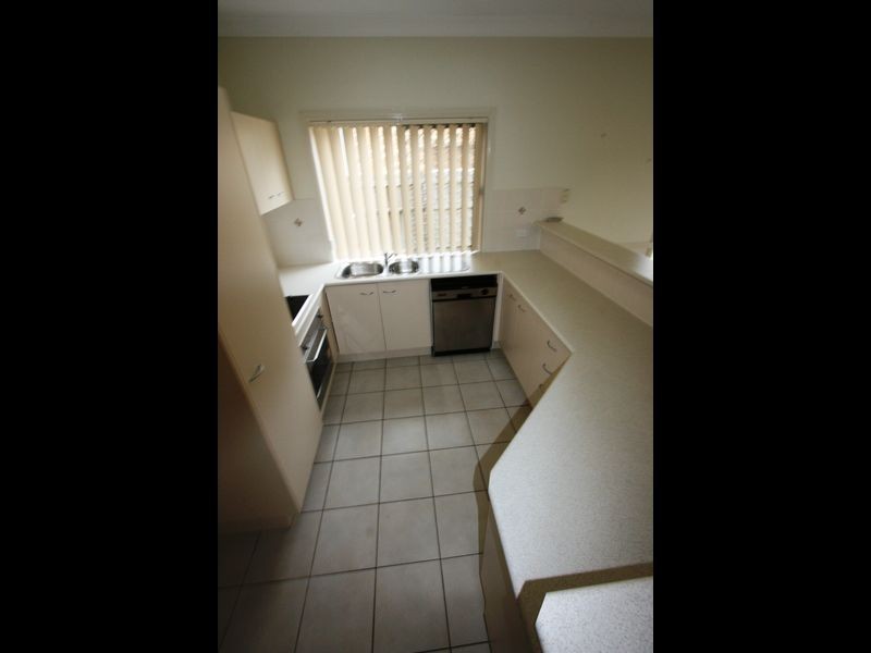 44 Bounty Street, Springfield Lakes QLD 4300