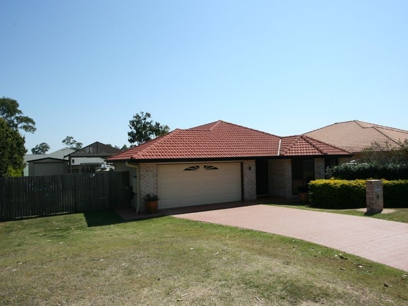 6 Balmoral Place, Forest Lake QLD 4078
