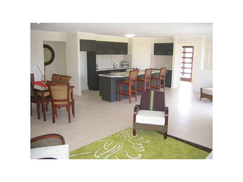 12 Bottlebrush Street, Heathwood QLD 4110