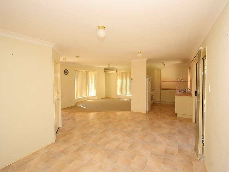 7 Whipbird Place, Doolandella QLD 4077