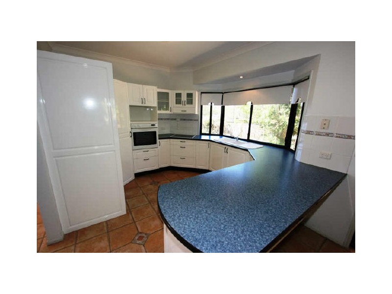 1 Jetty Walk, Forest Lake QLD 4078