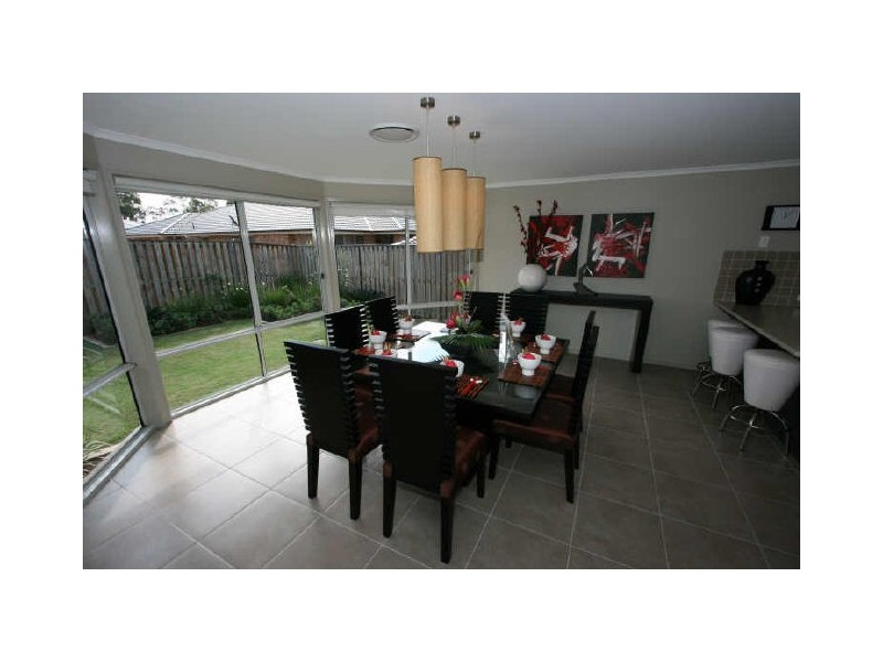 22 Cypress Street, Heathwood QLD 4110