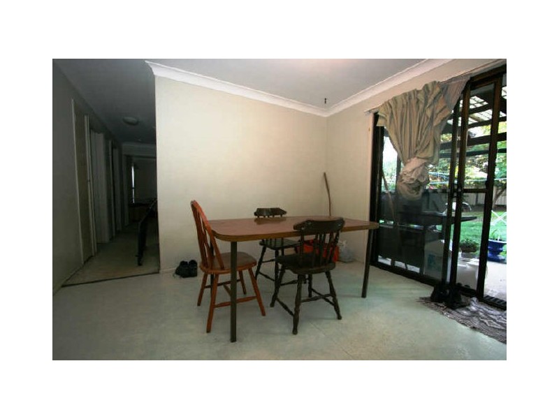 3 Renfrew Street, Hillcrest QLD 4118