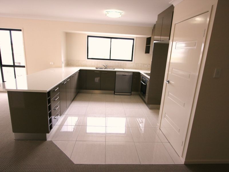 25 Spotted Gum Street, Heathwood QLD 4110