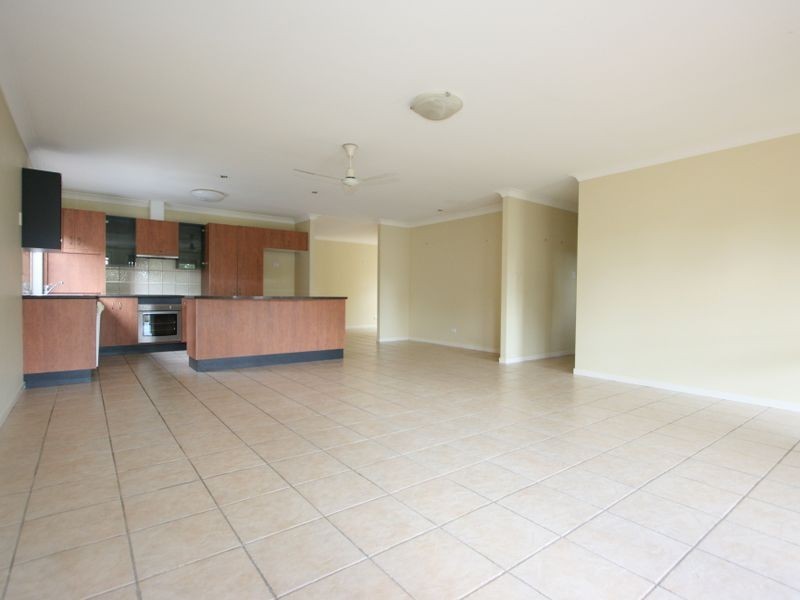 40 Paton Crescent, Forest Lake QLD 4078