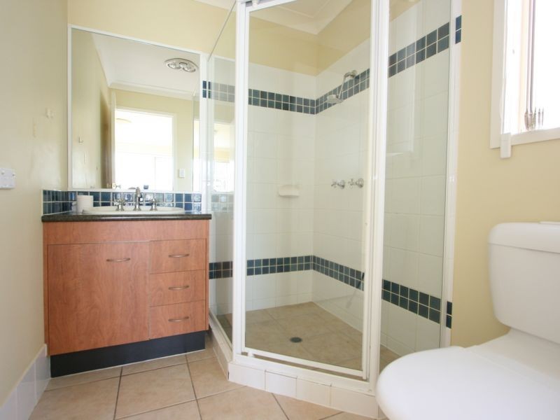 40 Paton Crescent, Forest Lake QLD 4078