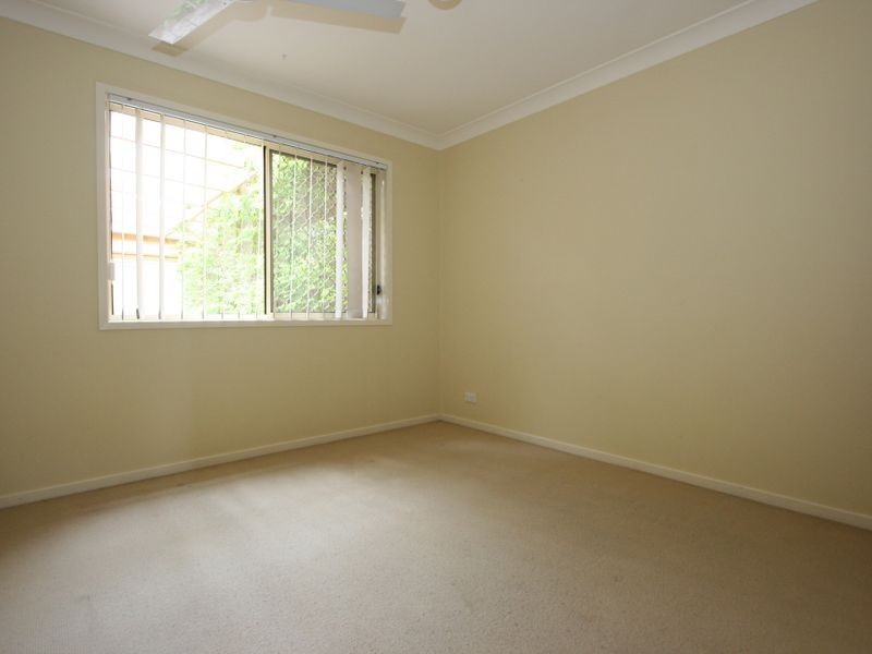 40 Paton Crescent, Forest Lake QLD 4078