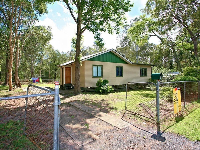 80 Addison Road, Camira QLD 4300