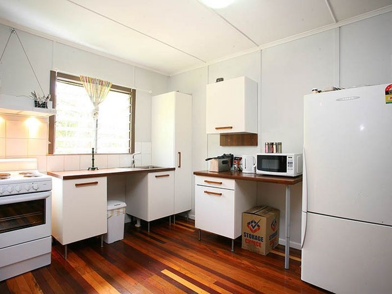80 Addison Road, Camira QLD 4300