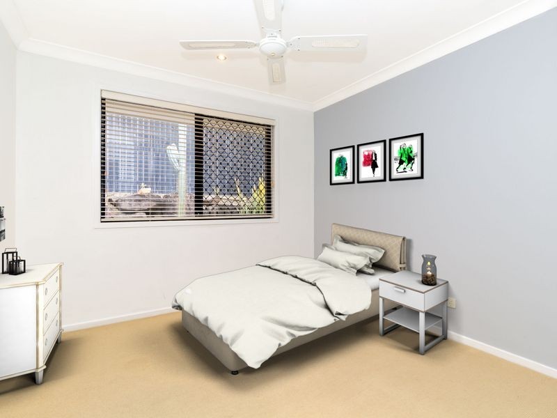 8 Chatswood Close, Forest Lake QLD 4078