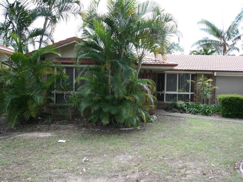 24 Clarendon Circuit, Forest Lake QLD 4078