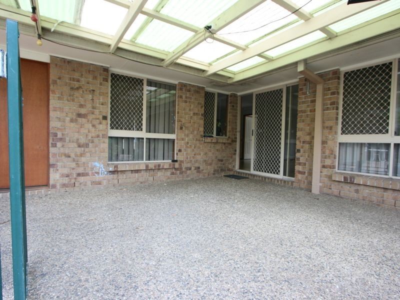 24 Clarendon Circuit, Forest Lake QLD 4078