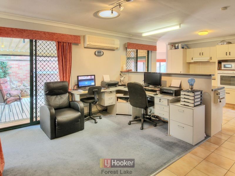 9 Amara Crescent, Forest Lake QLD 4078