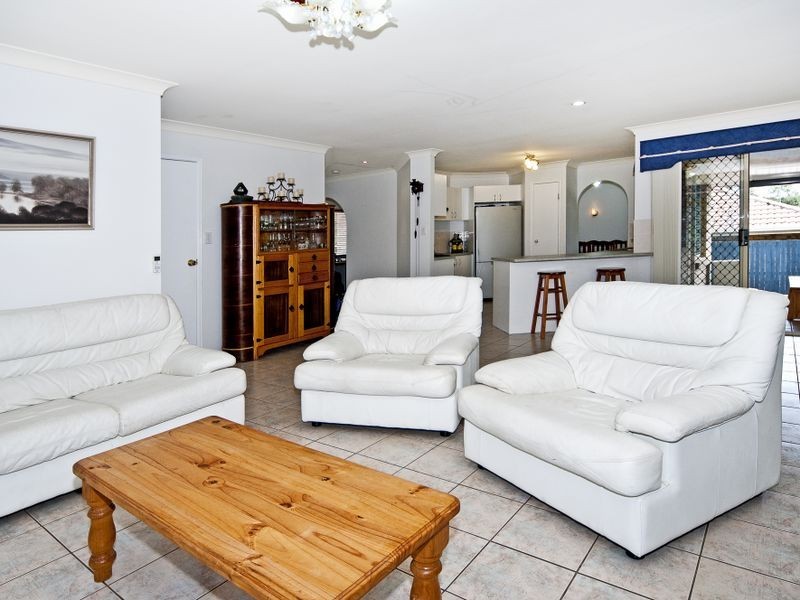 20 Toomba Place, Forest Lake QLD 4078