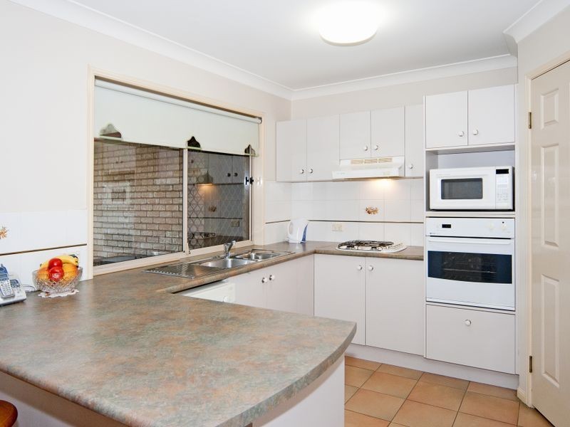 7 Argyle Place, Forest Lake QLD 4078