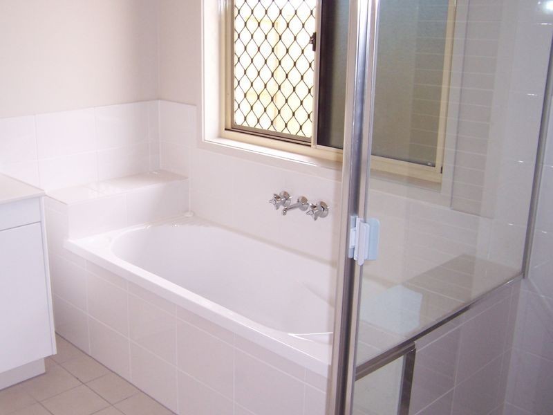 3 Waratah Court, Yamanto QLD 4305