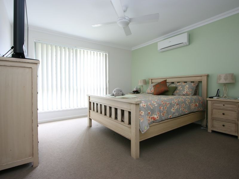 30 Brushwood Circuit, Forest Lake QLD 4078