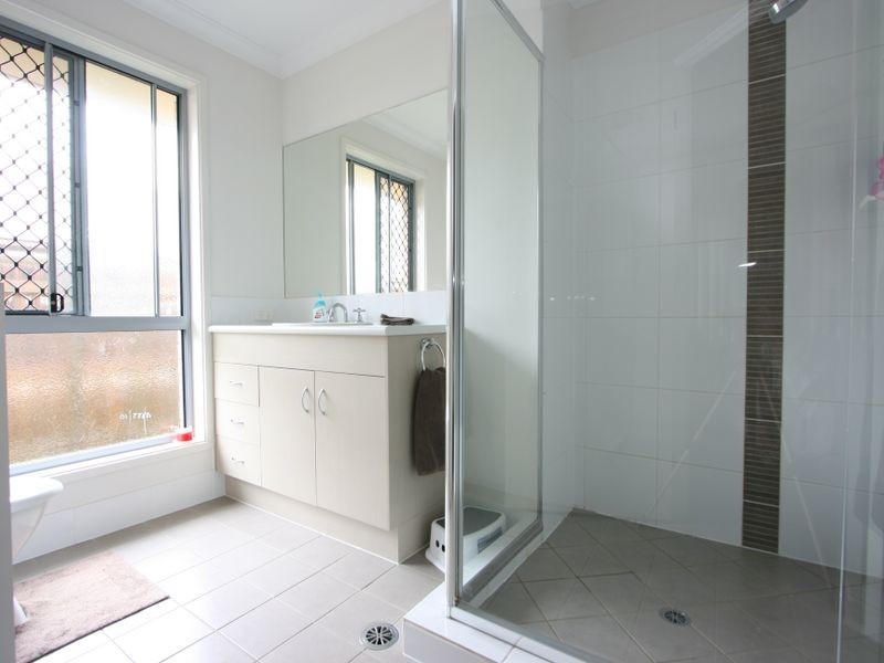 30 Brushwood Circuit, Forest Lake QLD 4078