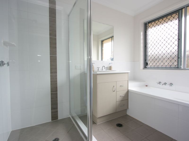 30 Brushwood Circuit, Forest Lake QLD 4078