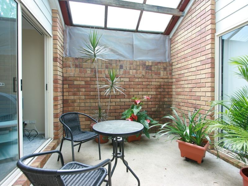 50 Acorn Circuit, Forest Lake QLD 4078