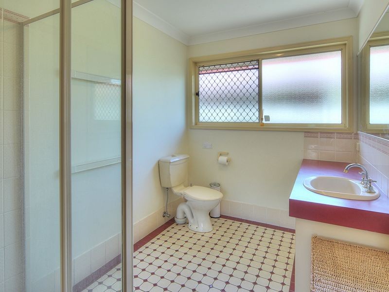 76 Banksia Circuit, Forest Lake QLD 4078