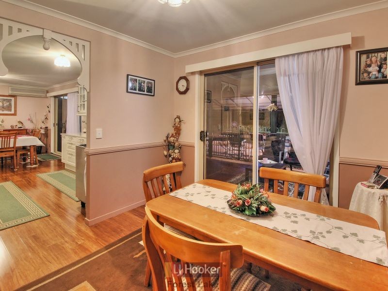 35 Serrata Circuit, Forest Lake QLD 4078