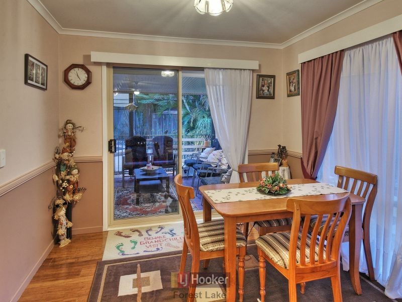 35 Serrata Circuit, Forest Lake QLD 4078