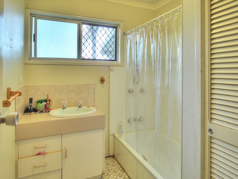 20 Paradise Road, Slacks Creek QLD 4127