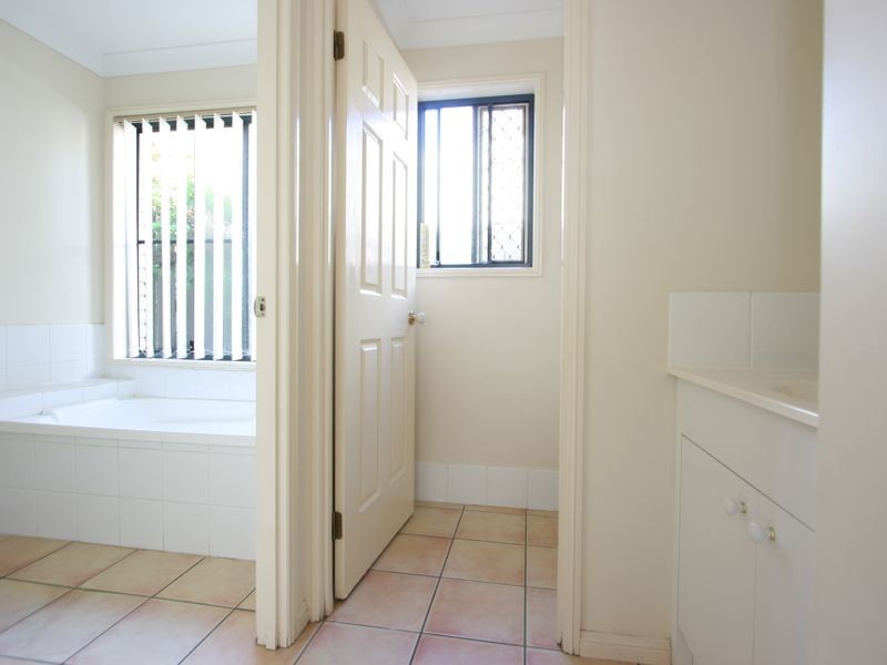 23 Kurrajong street, Durack QLD 4077